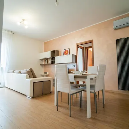 Senna - Near Ferrari & Maranello - Self Check In H24 - 6 Sleeps Apartamento