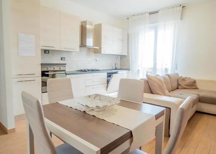 Senna - Sleeps 6 - Near Ferrari